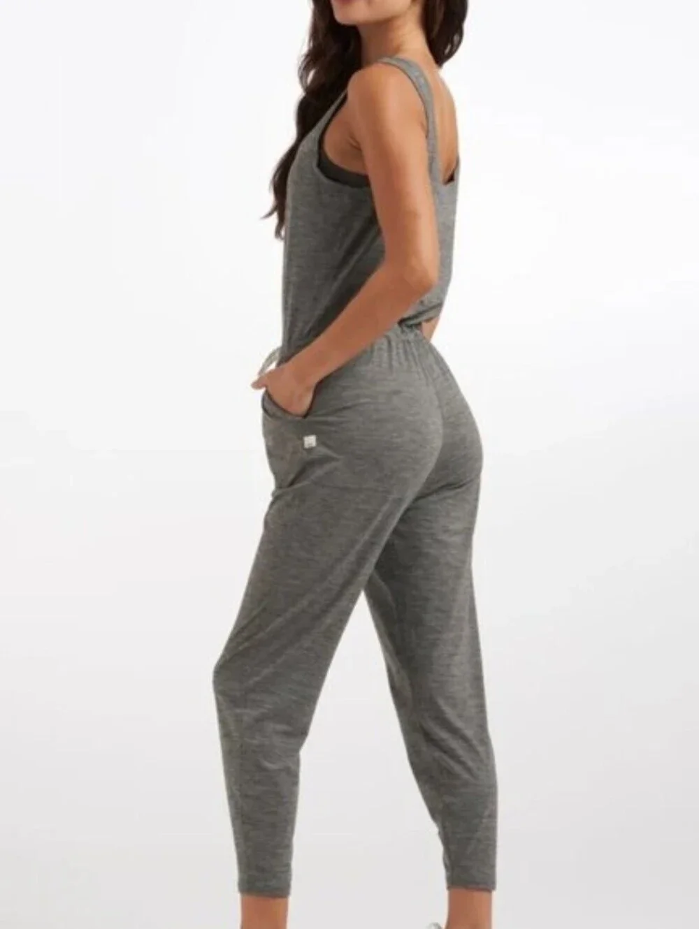 Vuori Lux Harem Heather Taupe Soft Luxe Jersey Knit Jogger Jumpsuit SZ Medium